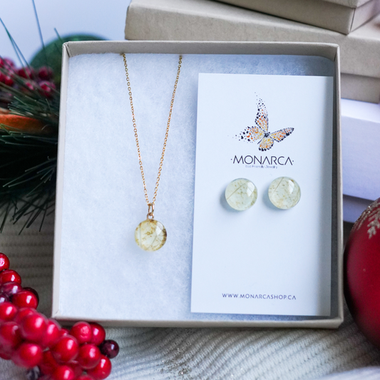 Dry Leaf Butterfly - Glass Studs & Pendant Set